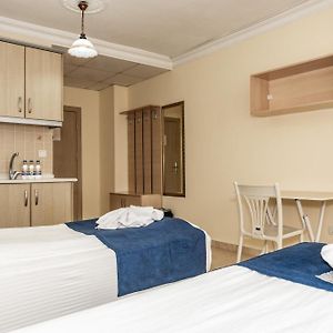 Standard Zimmer mit zwei Einzelbetten